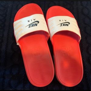 Women’s Air Max sandals.